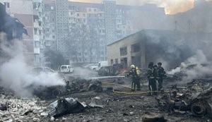 Тернопіль оголосив триденну жалобу, за останніми даними: 26 загиблих, серед них троє дітей, тавмовано 93 особи, у тому числі 18 дітей (ФОТО) Тернопіль оголосив триденну жалобу, за останніми даними: 26 загиблих, серед них троє дітей, тавмовано 93 особи, у тому числі 18 дітей (ФОТО)
