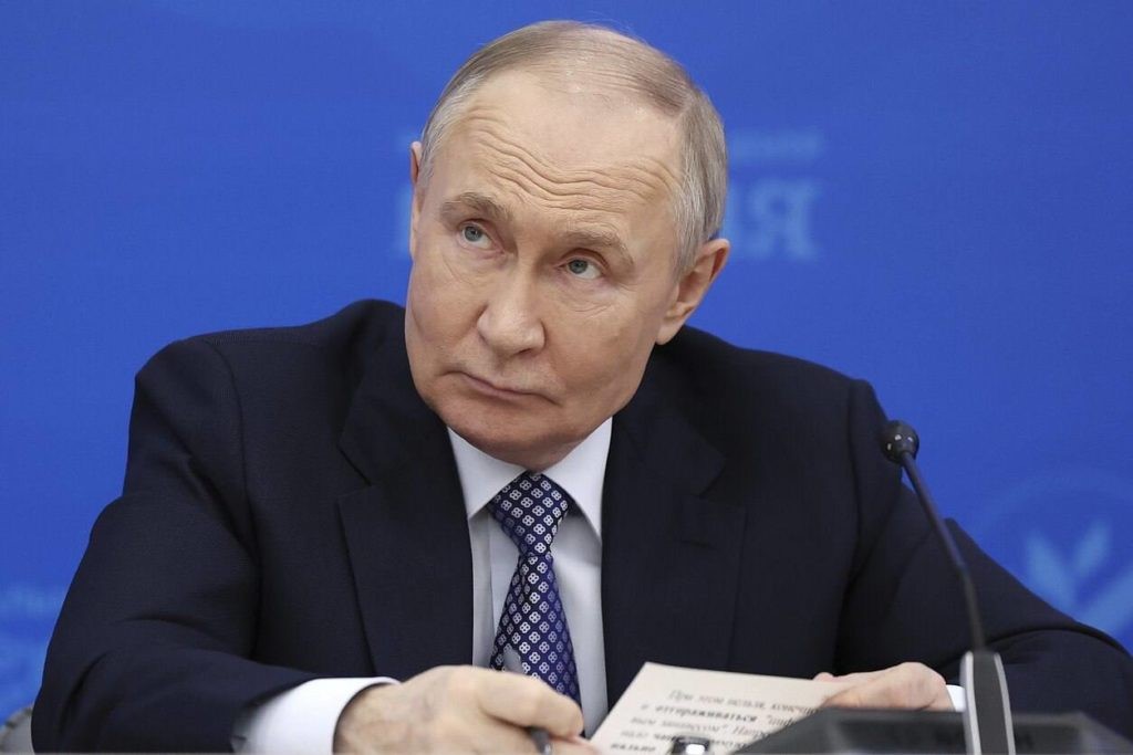 Путин признался, что мирные переговоры его больше не интересуют Путин признался, что мирные переговоры его больше не интересуют
