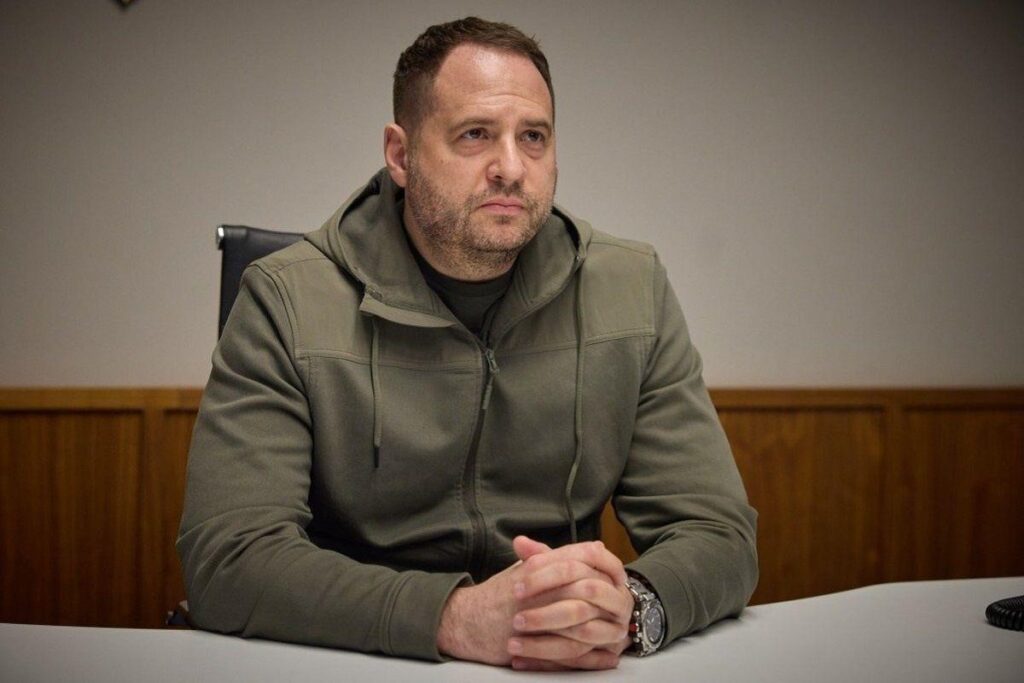 До Єрмака прийшли з обшуками в урядовий квартал. НАБУ підтвердило проведення слідчих дій