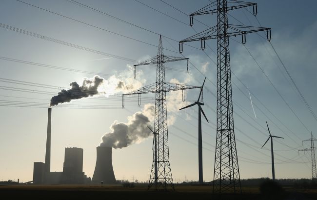 «Укренерго» недоплатило 16 млрд гривень на підтримку інвесторів у зелену енергетику «Укренерго» недоплатило 16 млрд гривень на підтримку інвесторів у зелену енергетику