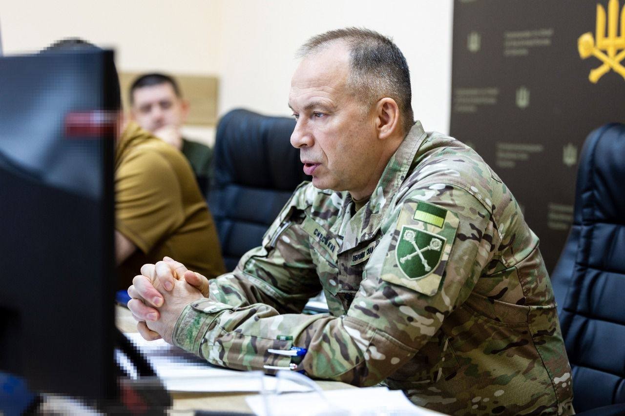 «В нас немає іншого вибору, як посилювати обороноздатність та зміцнювати своє військо» – Сирський зробив заяву про мобілізацію