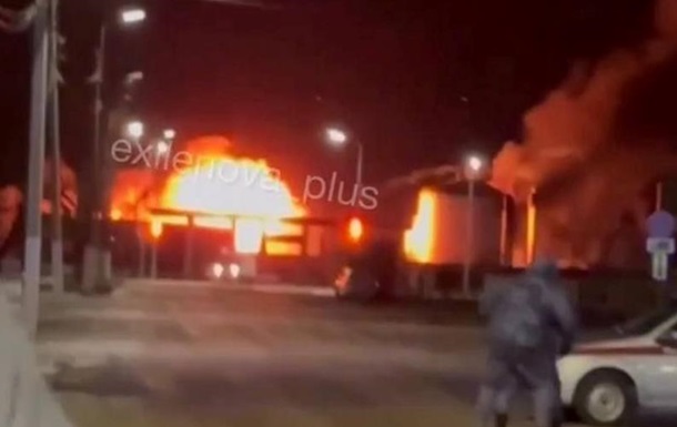 РФ і Крим здригалися від вибухів. Сили оборони уразили Афіпський НПЗ, нафтобазу в Урюпінську та низку російських об’єктів на окупованих територіях