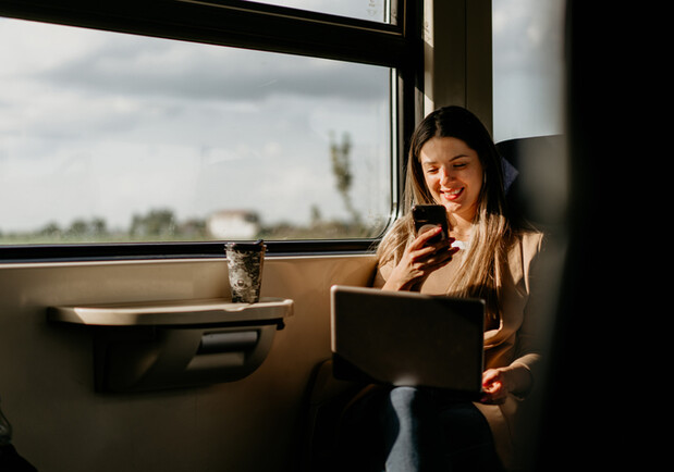 WI-FI з’явився у поїзді Київ – Рахів: як працює та скільки коштує