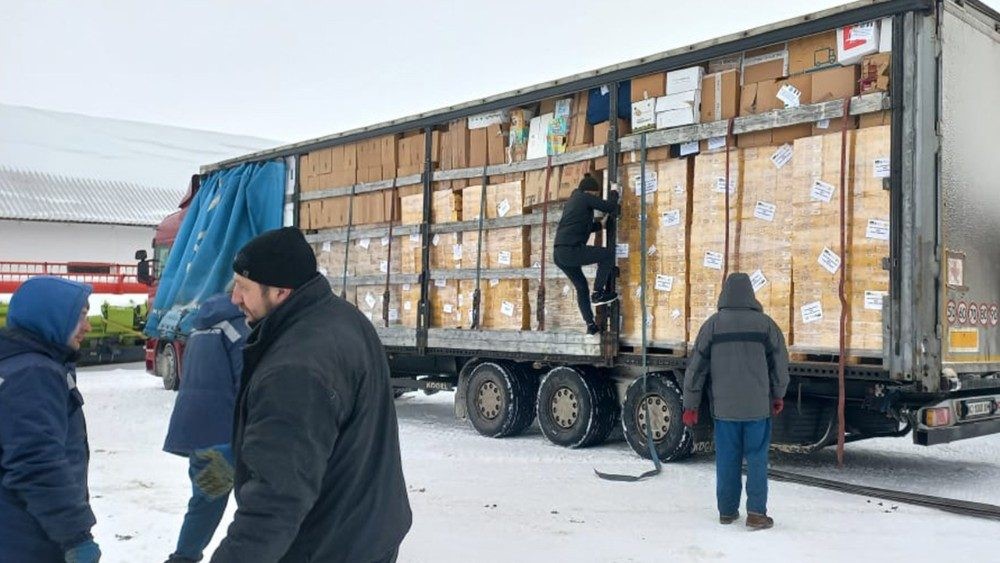 Pope sends trucks with generators, medicines and food to Ukraine