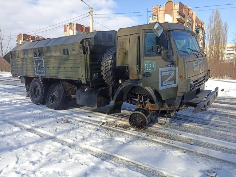Загальні бойові втрати РФ від початку війни – близько 1 275 980 осіб (+990 за добу), 11 763 танки, 38 263 артсистеми, 24 177 ББМ – Генштаб ЗСУ