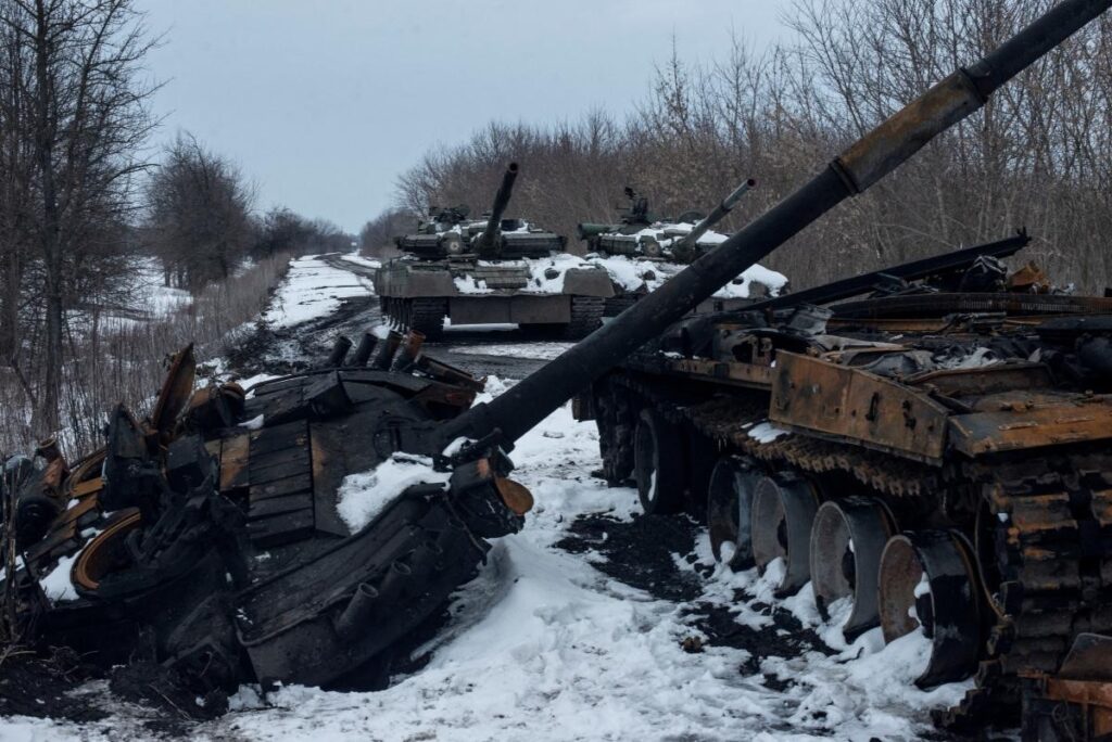 Загальні бойові втрати РФ від початку війни – близько 1 270 400 осіб (+980 за добу), 11 727 танків, 37 915 артсистем, 24 142 ББМ – Генштаб ЗСУ