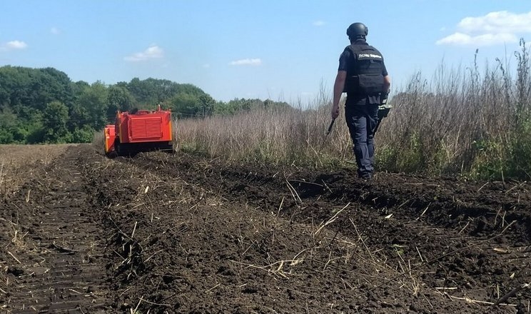 Агровиробникам спростили можливість розмінування землі коштом держави