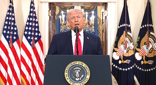 Трамп заявив, що США «не повинні були лізти в Україну»