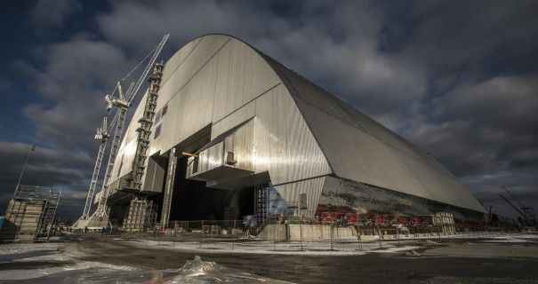 Експерти попередили про ризик обвалу саркофага на Чорнобильській АЕС