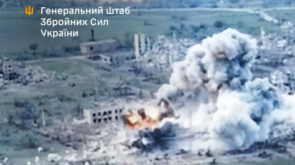 Генеральний штаб ЗСУ повідомив про влучання по складах на Курщині, а також по командних пунктах та позиціях росіян на окупованих територіях