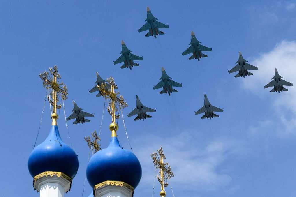 Перемир’я з погрозою: РФ оголосила триденне припинення вогню з 8 травня та пригрозила Києву ударом при недотриманні
