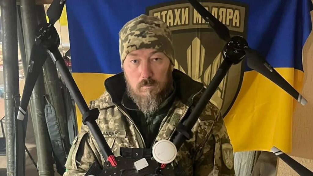 «Нащо витрачати дрони на “велику стіну”?»: Мадяр – про атаку на Москву 9 травня