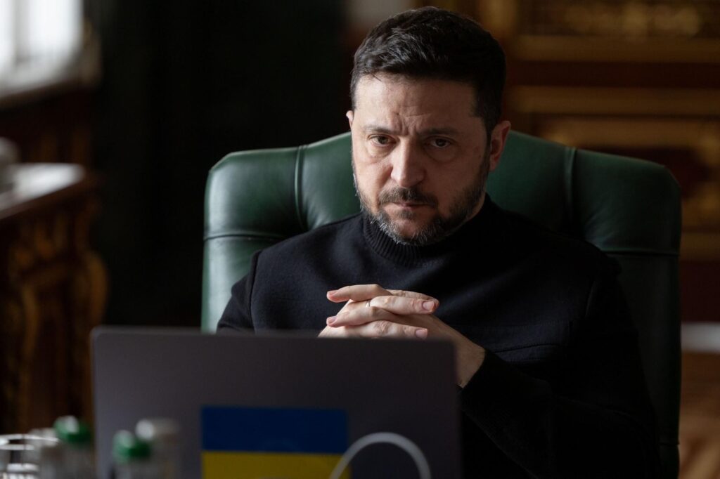 Відповідальні за ракетні атаки на Україну та причетні до тіньового флоту Росії. Володимир Зеленський ввів нові санкції
