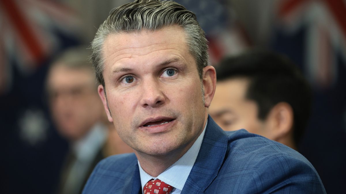США знайдуть спосіб допомогти Україні захищатися від Росії — глава Пентагону Гегсет