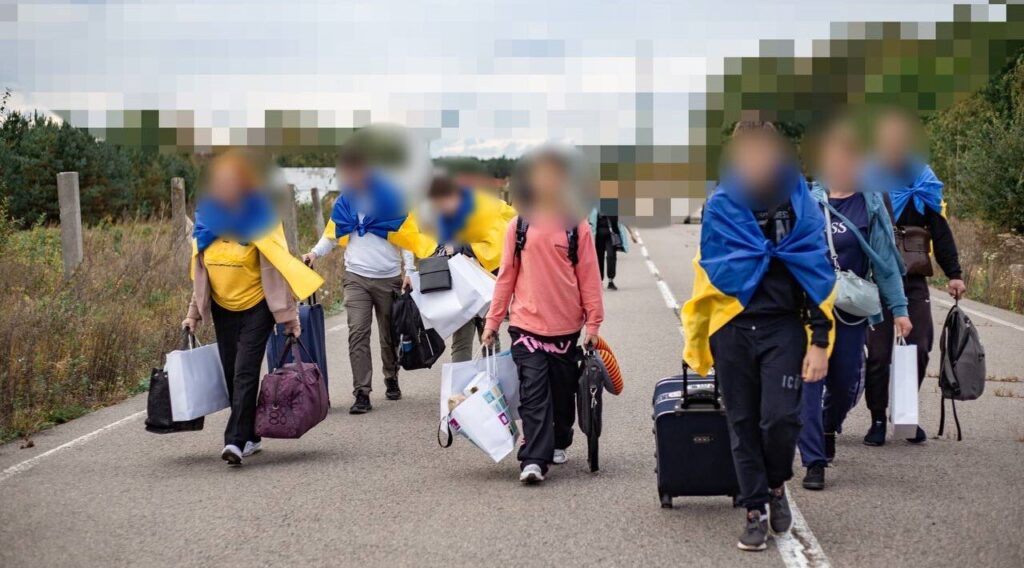 З тимчасово окупованих територій до України повернули 15 дітей. На них чинили тиск російські силовики З тимчасово окупованих територій до України повернули 15 дітей. На них чинили тиск російські силовики