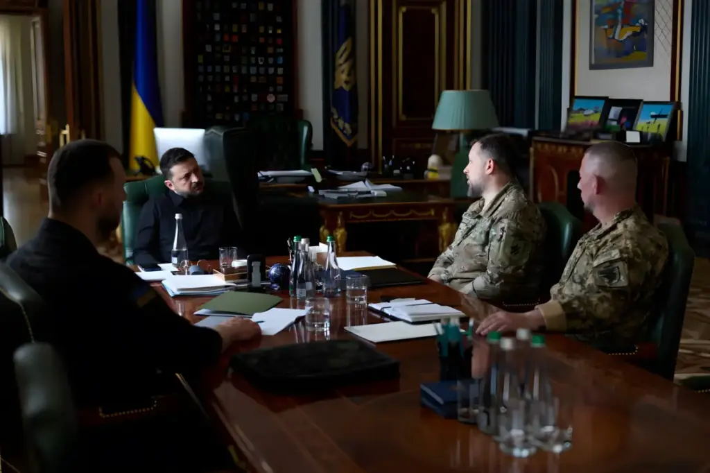 Володимир Зеленський повторно зустрівся з генералами