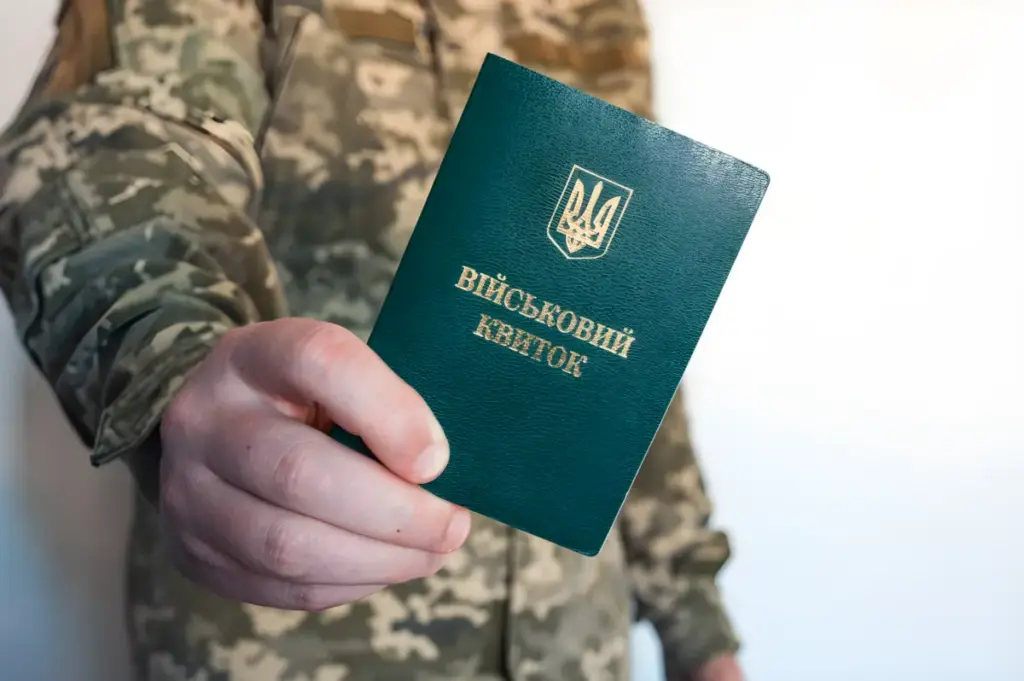 Обшуки у понад 100 ТЦК по Україні. ДБР проводить спецоперацію «Чесний призов»