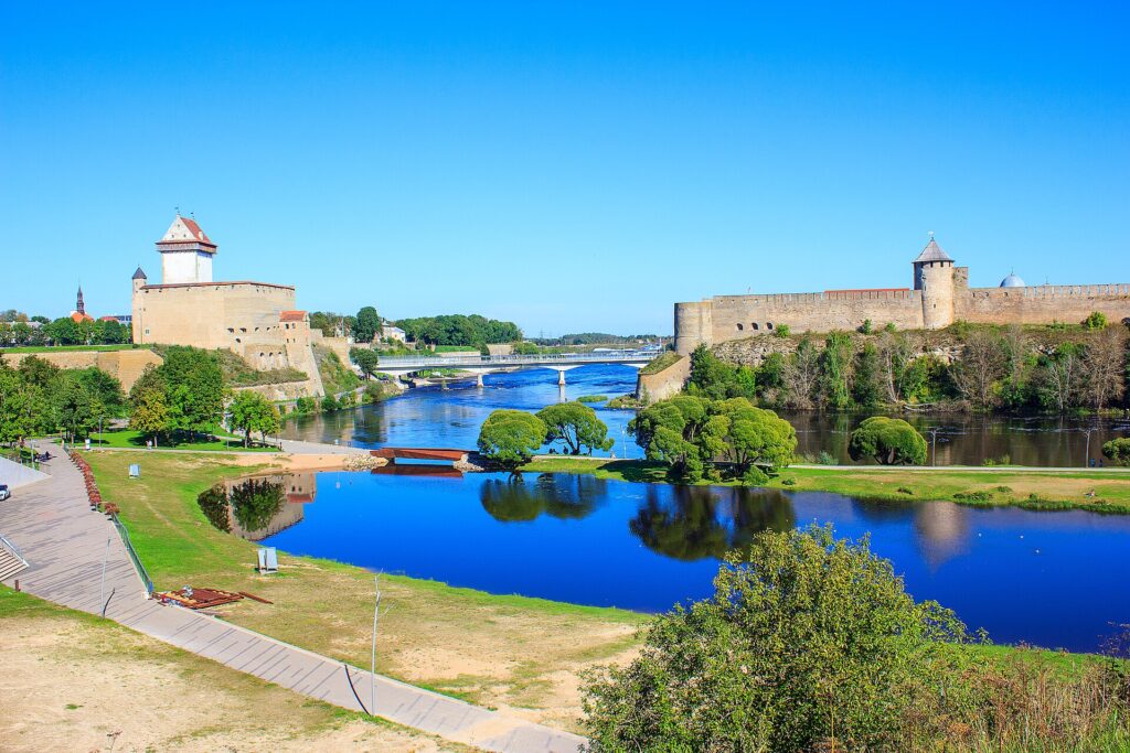 Narva river border fence Estonia; Estonian police border guard radar; Igor Taro Ministry of Interior Narva river border fence Estonia; Estonian police border guard radar; Igor Taro Ministry of Interior
