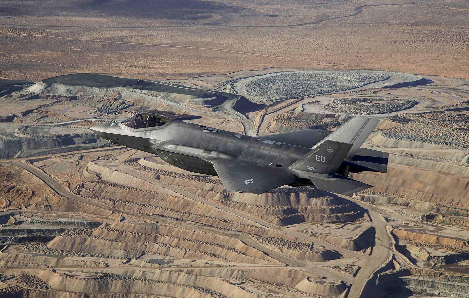 J-36 fighter jet engineers warn of artificial intelligence dangers
