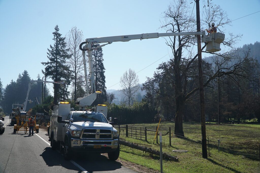 Zaporizhzhia energy repair team; power lines repair; Ukrainian army personnel Zaporizhzhia energy repair team; power lines repair; Ukrainian army personnel