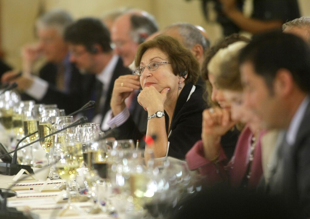 Риторика путина на Валдае: анализ манипулятивных конструкций