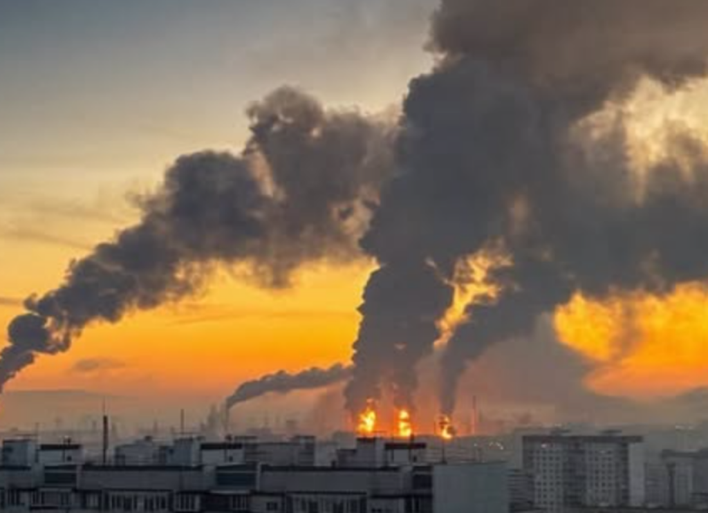 Україна вивела з ладу понад 51% нафтопереробних потужностей росії Україна вивела з ладу понад 51% нафтопереробних потужностей росії