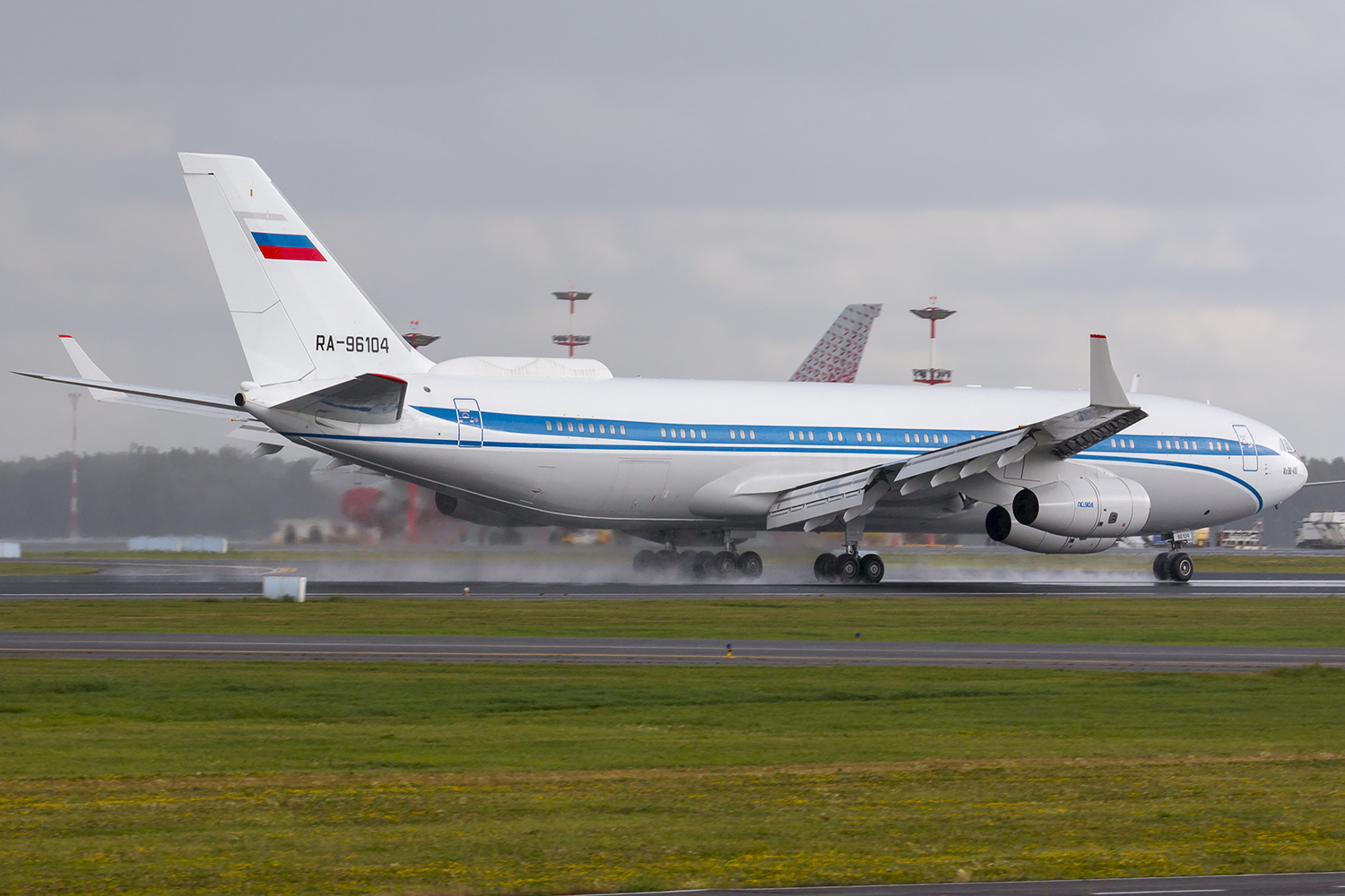 Russian Special Flight Detachment aircraft failed to land in Moscow on October 9
