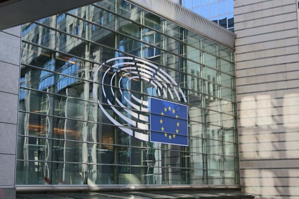 У Європарламенті розкритикували ініціативи Трампа щодо Росії