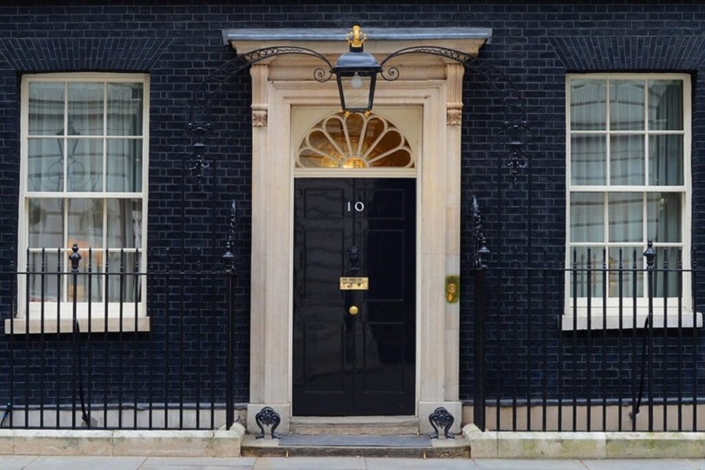 British Prime Minister Discussed Ukraine’s Starlink Access with Donald Trump British Prime Minister Discussed Ukraine’s Starlink Access with Donald Trump