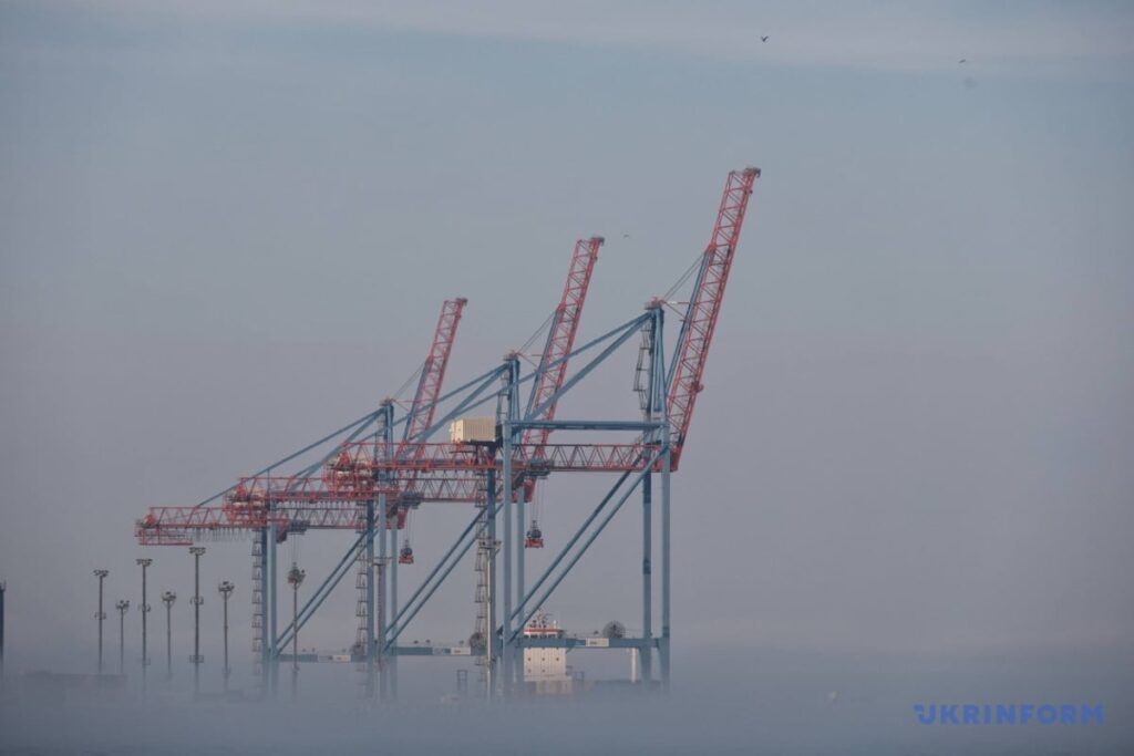 Ukraine and Romania work on implementing night navigation on the Sulina Canal Ukraine and Romania work on implementing night navigation on the Sulina Canal