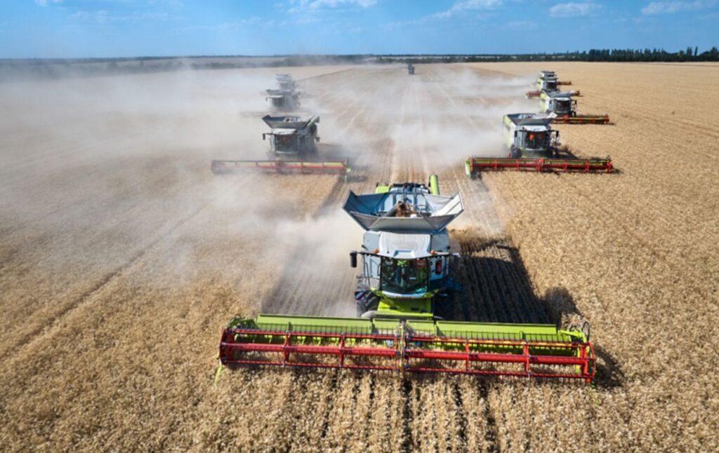 Nibulon agricultural holding reports demining of 7.6 thousand hectares of farmland