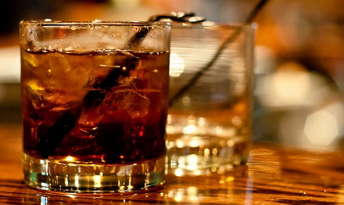 koktejl-viski-kola-nazvanie-proporcii-recept-2