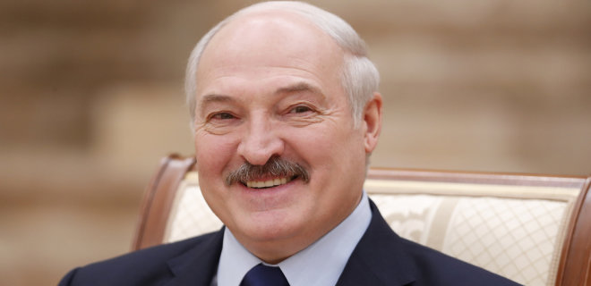 epa07230487 Belarussian President Alexander Lukashenko speaks during a meeting with the media in Minsk, Belarus, 14 December 2018.  EPA-EFE/VASILY FEDOSENKO / POOL